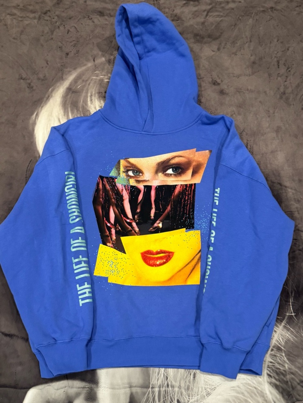 Taylor Swift-THE LIFE OF A SHOWGIRL
VIOLET BLUE HOODIE